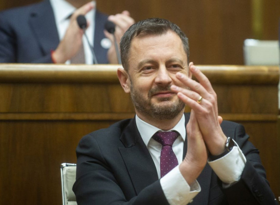 Heger gyujti az alairasokat a 76 fos parlamenti tobbseghez 251579