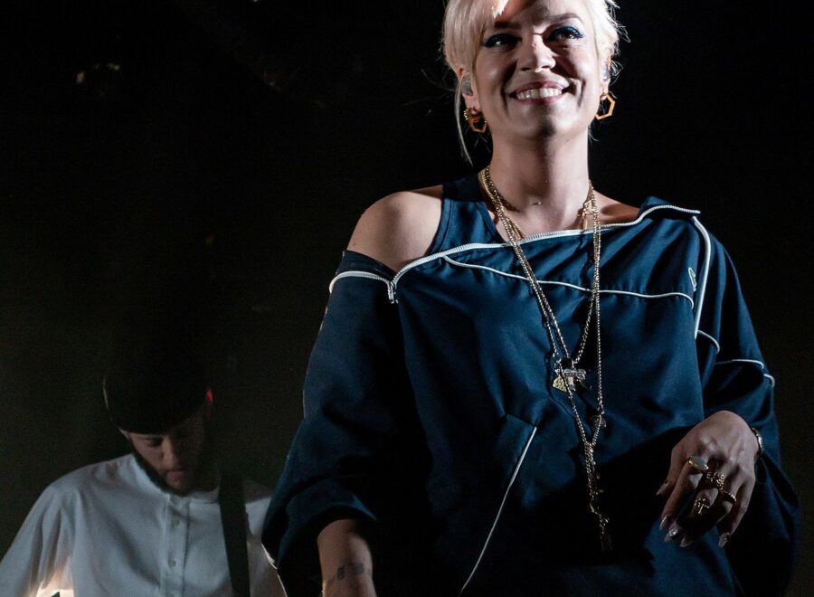 1280px El Rey Theatre Lily Allen 04 25 2018 4 28125957447