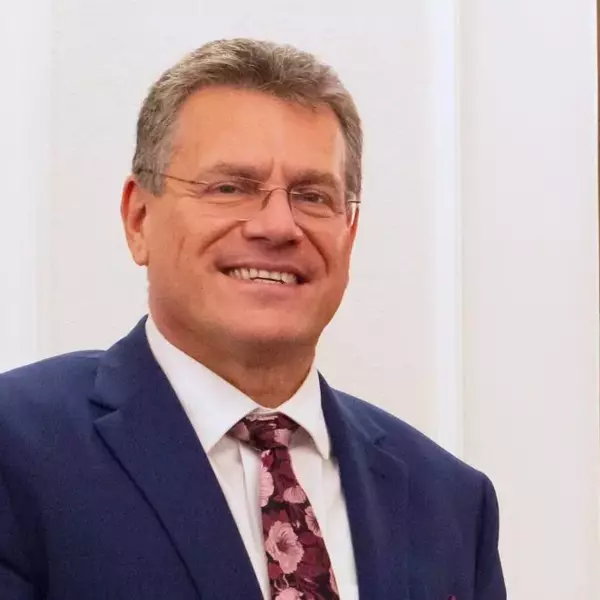 Sefcovic pekarova adamova2915643 scaled e1692731369726