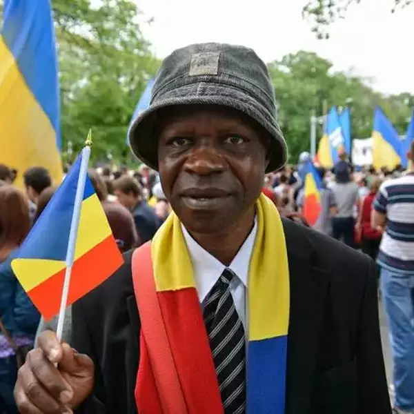 Tősgyökeres román