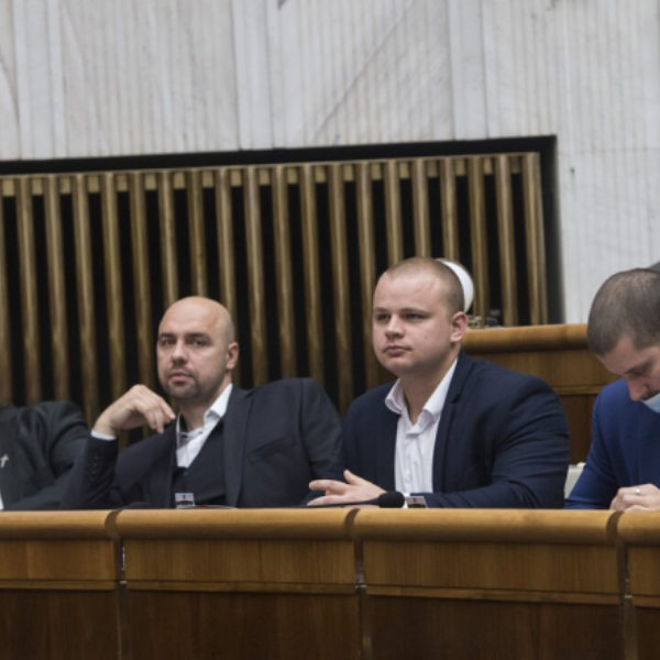 Lsns vagy nem tom nem vagyok politikus