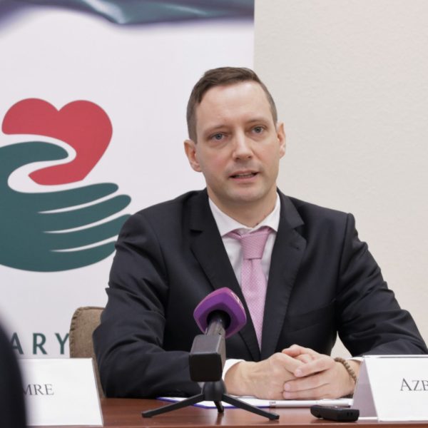 Azbej trisztan