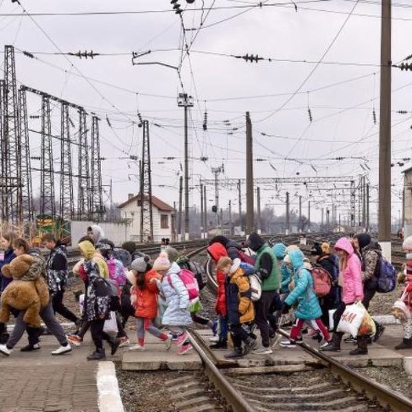 Gyerekek millioit taszitja nyomorba az ukran haboru lgc