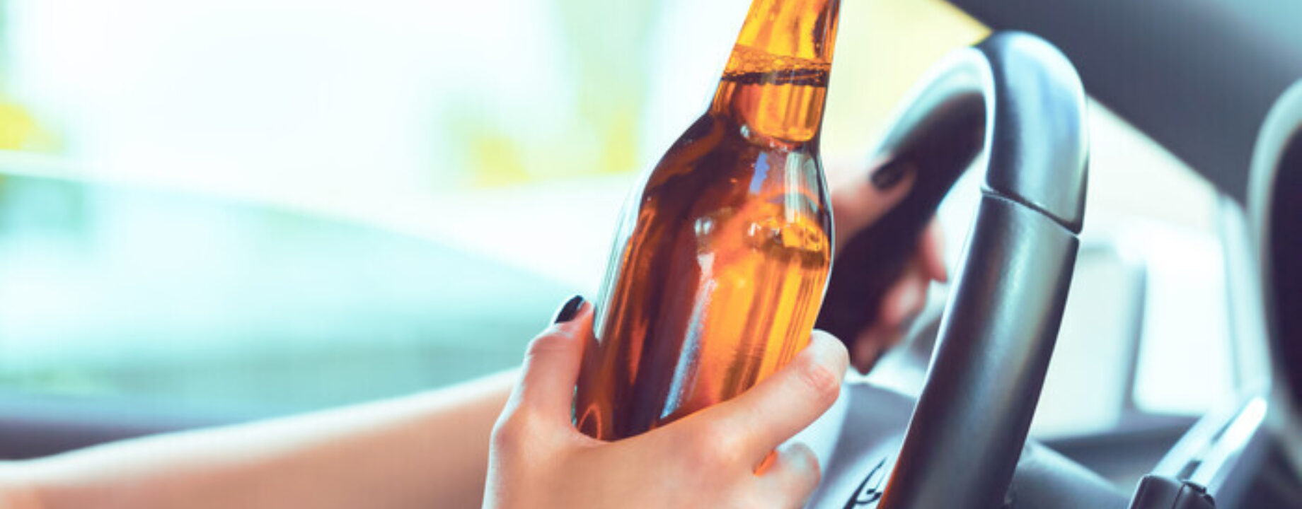 Alkohol auto freepik