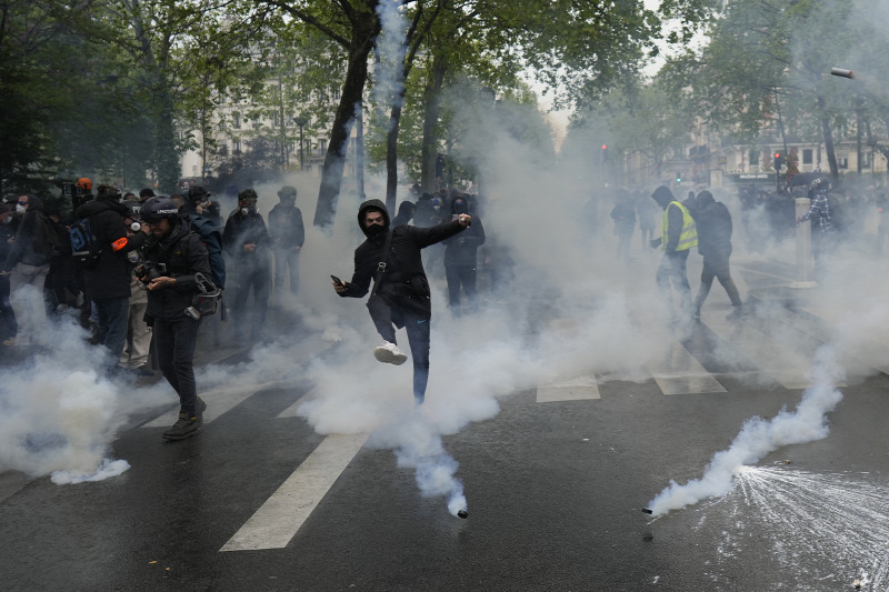 20230501macron emmanuel parizs 2023 majus