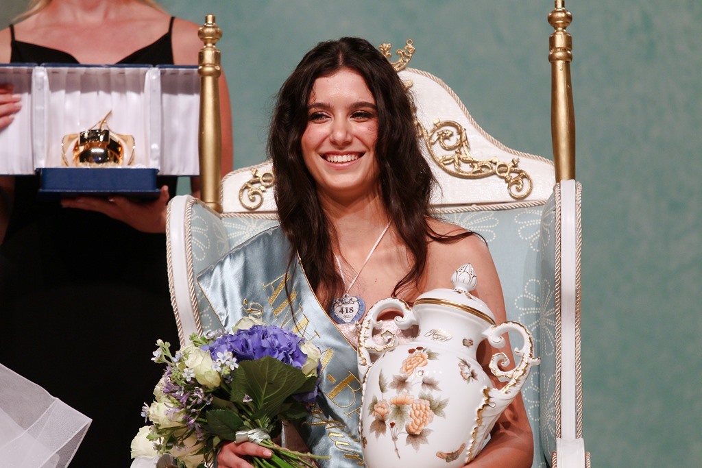 Szabo Laura Anna bal