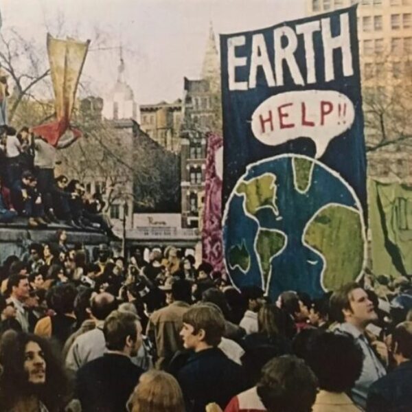 Az első Föld napja 1970 ben Kép forrása zinnedproject org