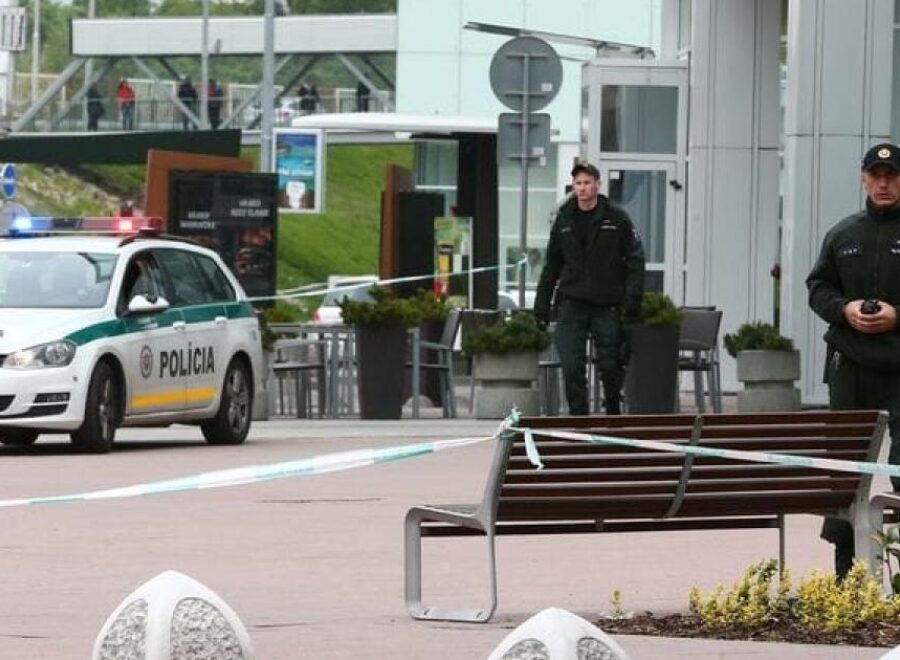 91894c4c 9efd 4d90 b749 58af3269483d dam urlijur8o