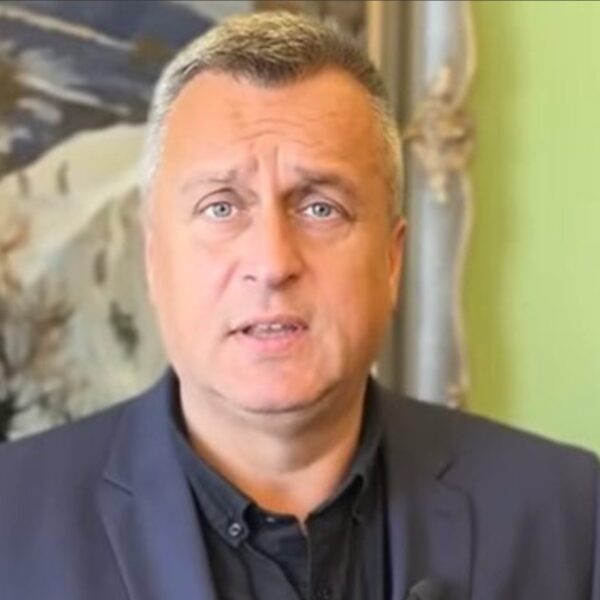 Screenshot 2025 08 19 11 44 08 486 com android chrome edit