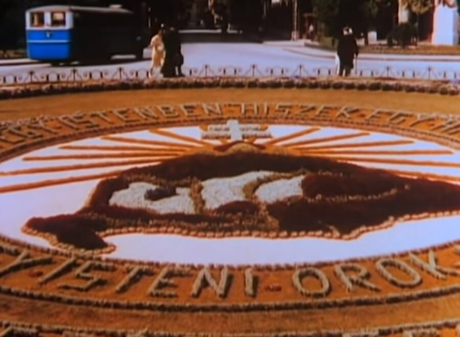 Trianon 10 Szabadság tér