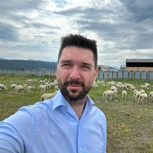 FBIMG1689257194520 1