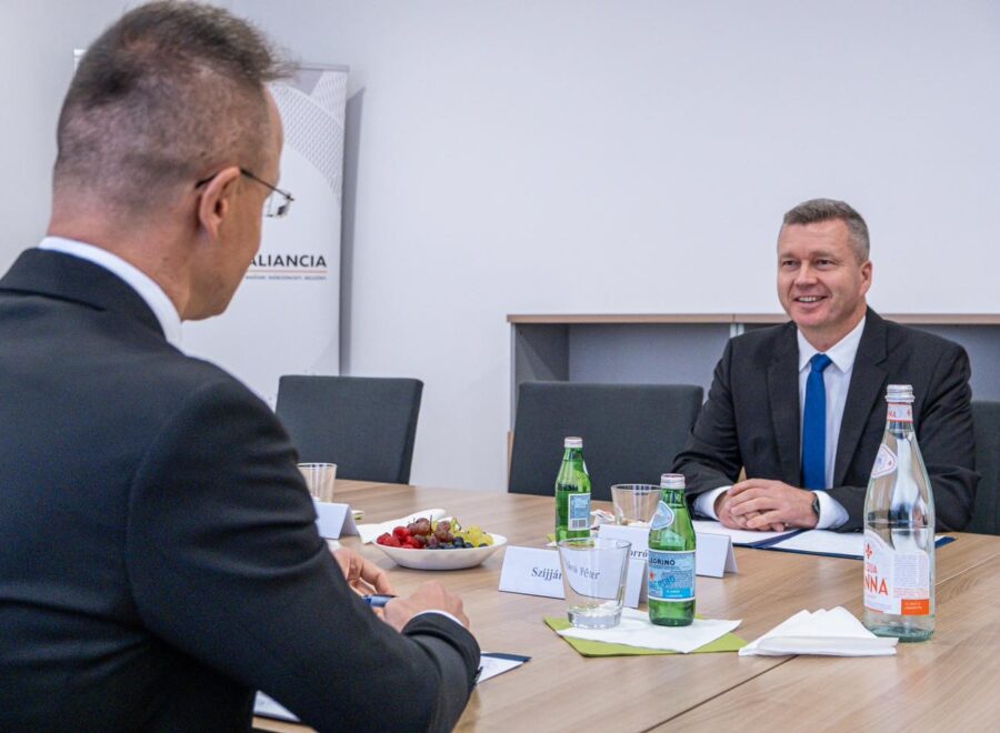 384564232 1075758700109766 8394930935760554201 n