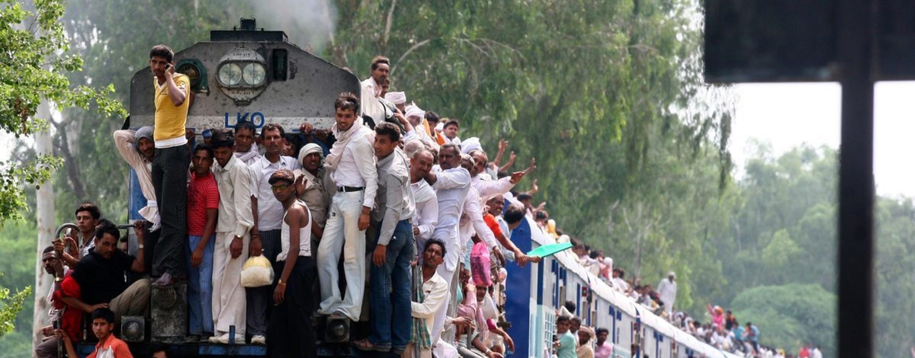 India vonat tömeg Ajay Verma Reuters