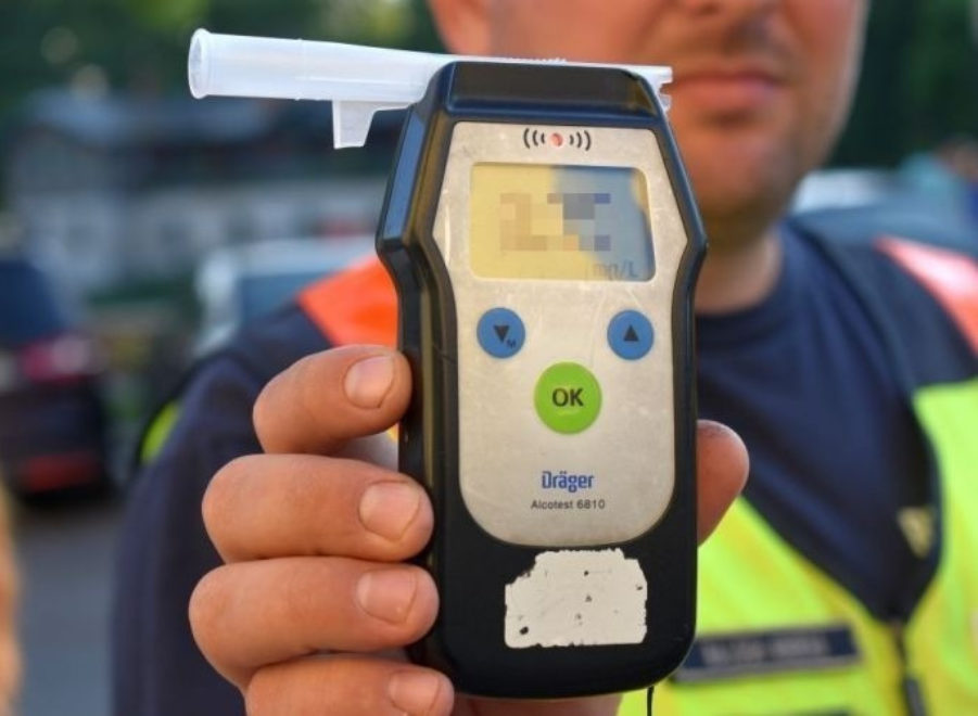 Alkoholszonda police