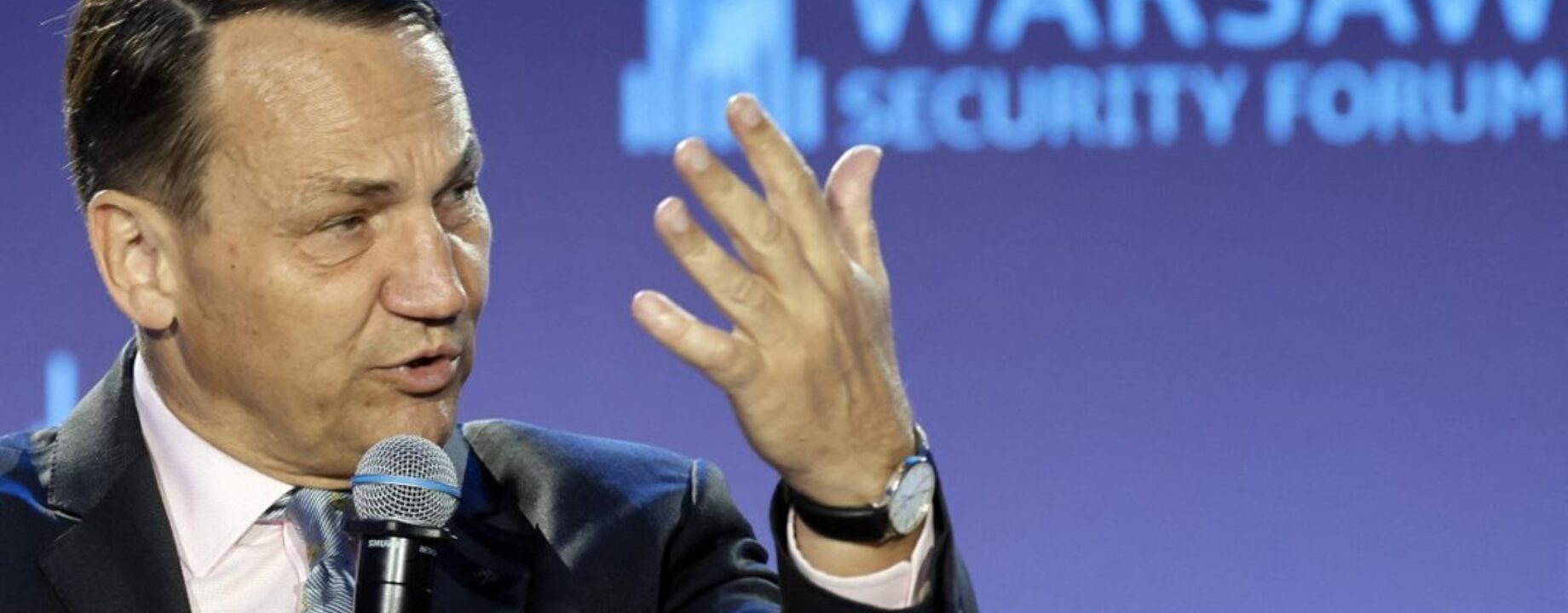 Brüsszel a háttérben