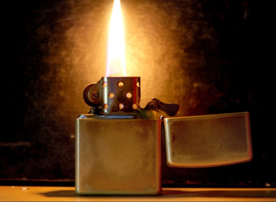 Teaserimage Cigar Lighter History