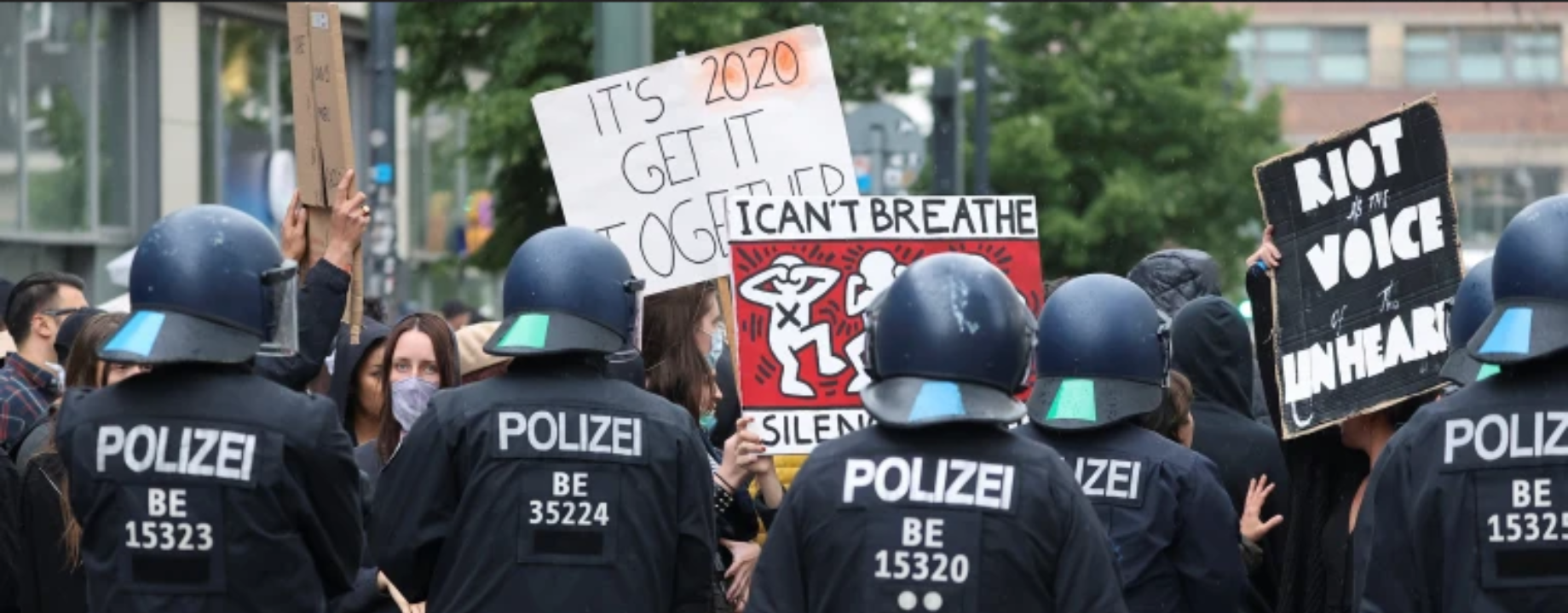 Rendőrség ellenes tüntetés európa