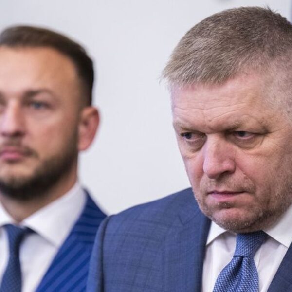 Robert fico matus sutaj estok clanok W