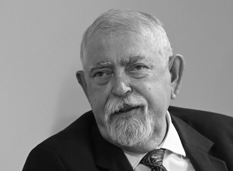 Kaslermiklos feketefeher 773686