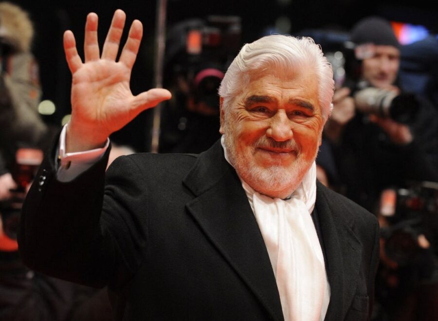 9582fc4f5f454b2092391672a0d4001f