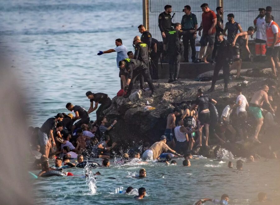 Ceuta illegalis bevandorlas jpg ezgif com webp to jpg converter