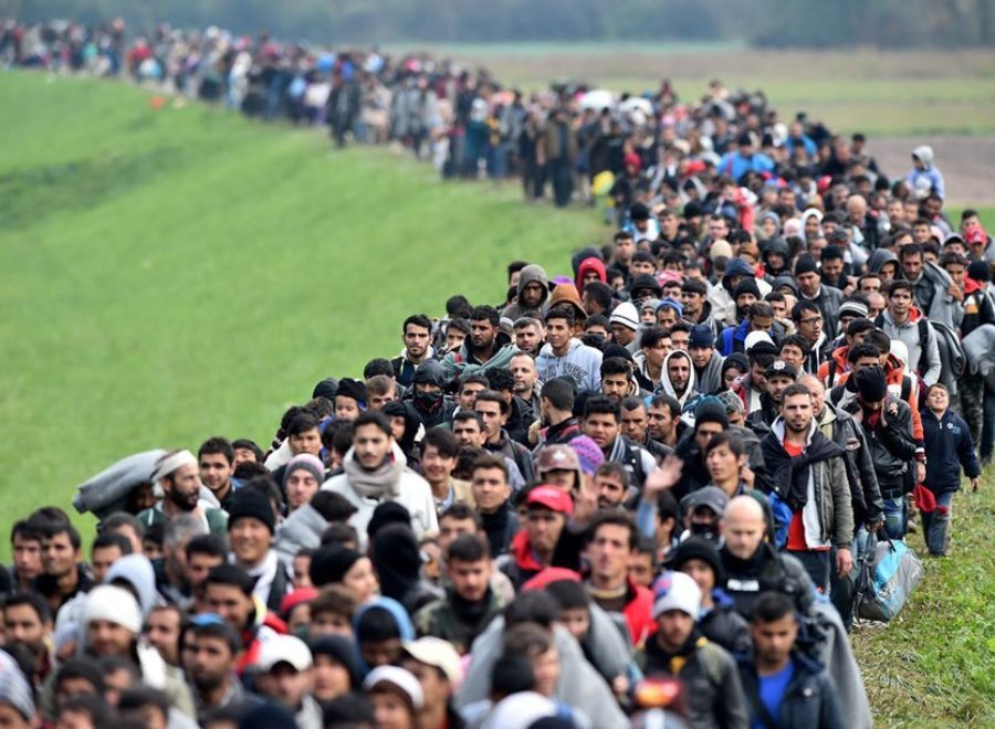 Fidesz brusszel megnyitna a hatarokat a migracio elott