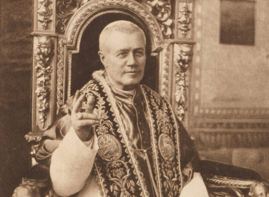 Sv Pius X Bdelý strážca viery 1 onepeterfive