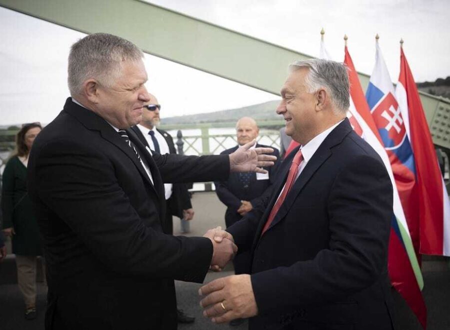 Fico es orban a hidon