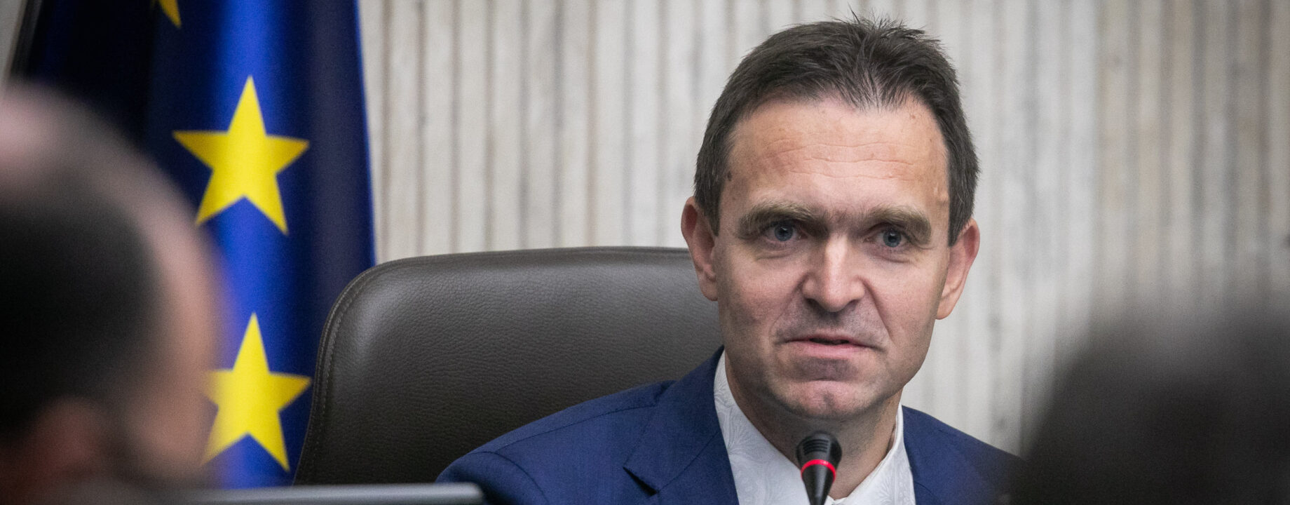 646495dc61358129793336