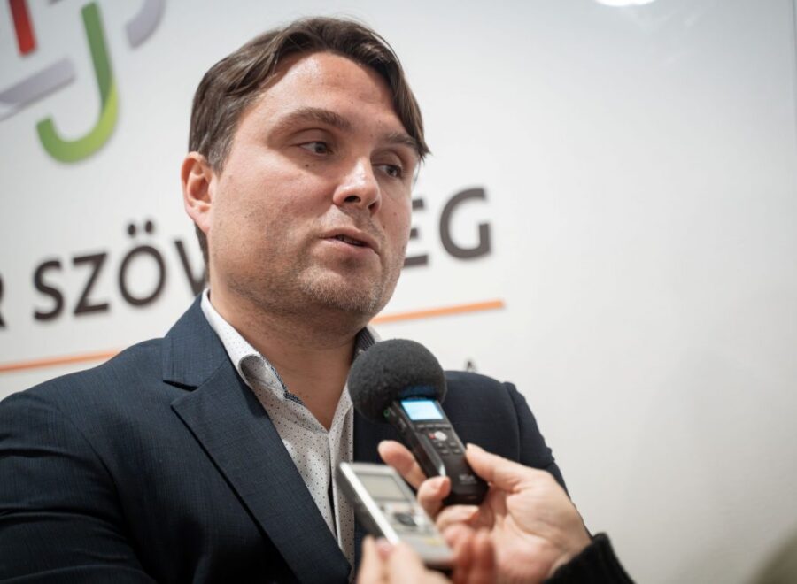 Gubik Laszlo a Magyar Szovetseg elnoke Foto Felvidek ma archiv 1170x780