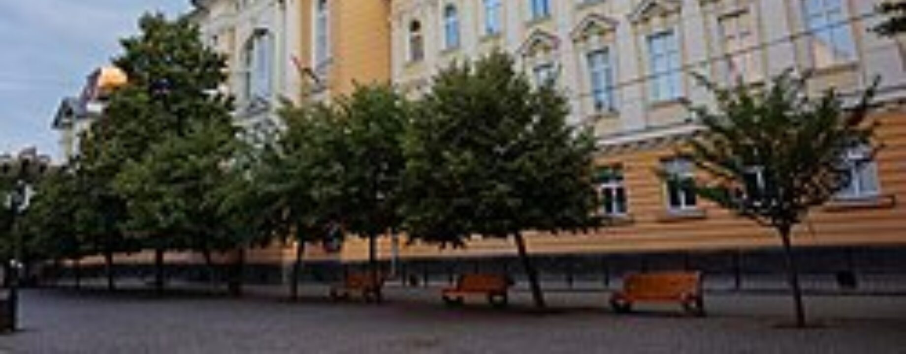 Будинок райвійськкомату Берегове