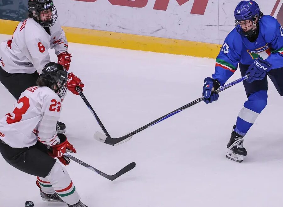 Dbcb57cf14454591a30f17eab66a2383