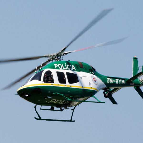 Bell 429 Slovak police cropped