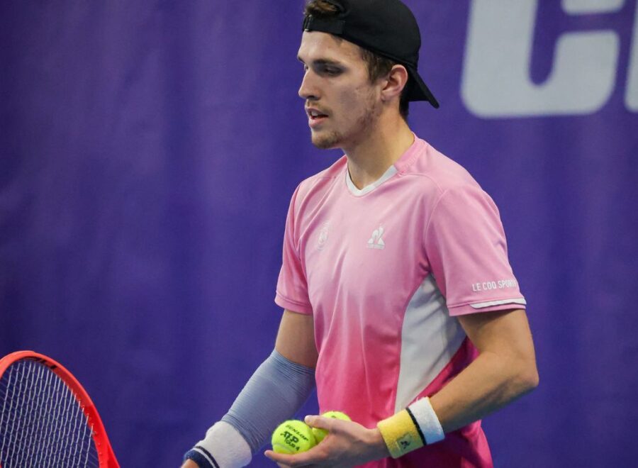 97b756b3bdee4cabbb4d715846c34732