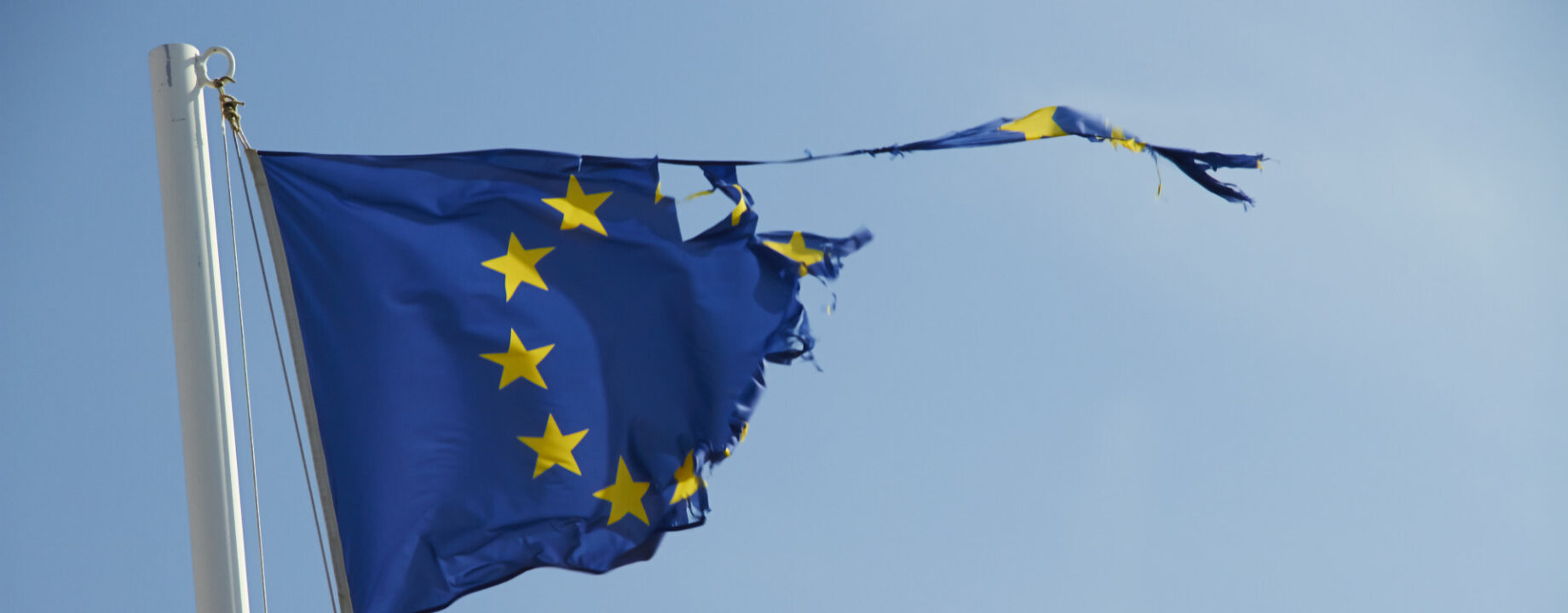 Eu zaszlo szakadt 464500