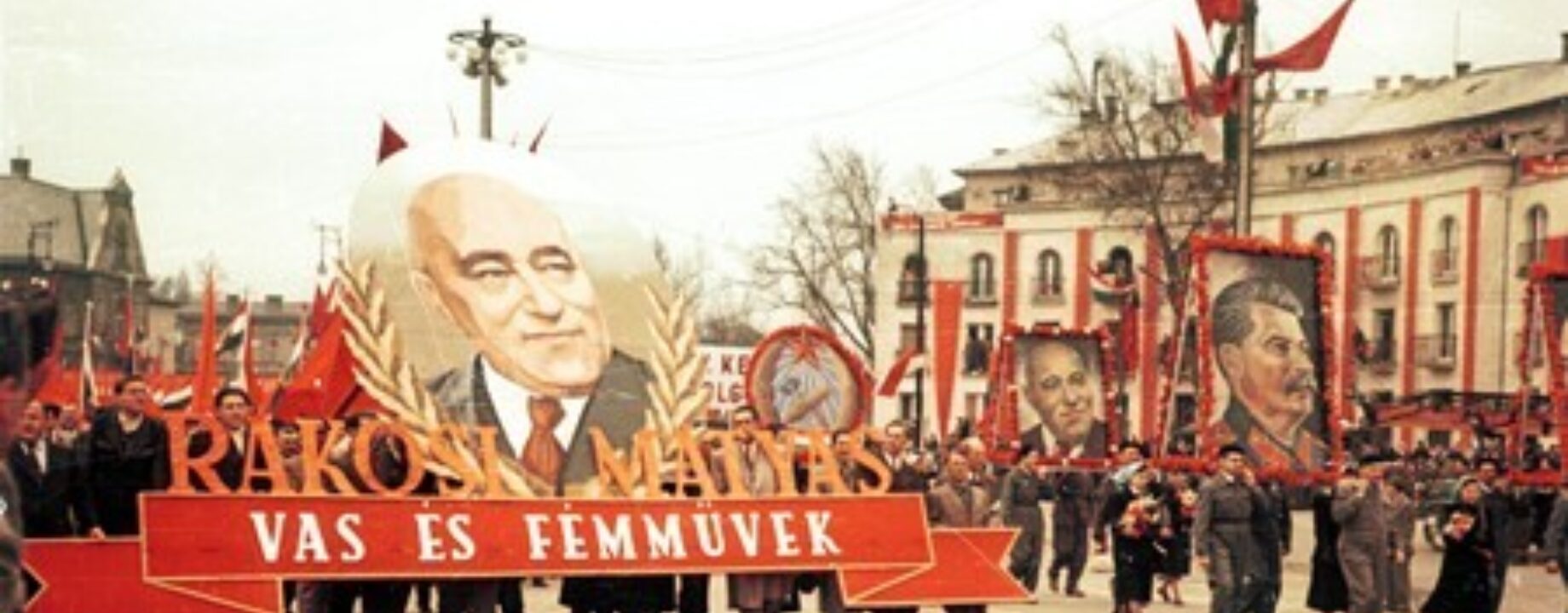 6 felvonulas vas es femmuvek szines