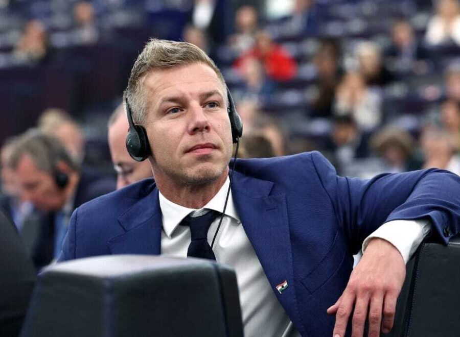 313738ae 297d 4bba 9efd 33520428481e