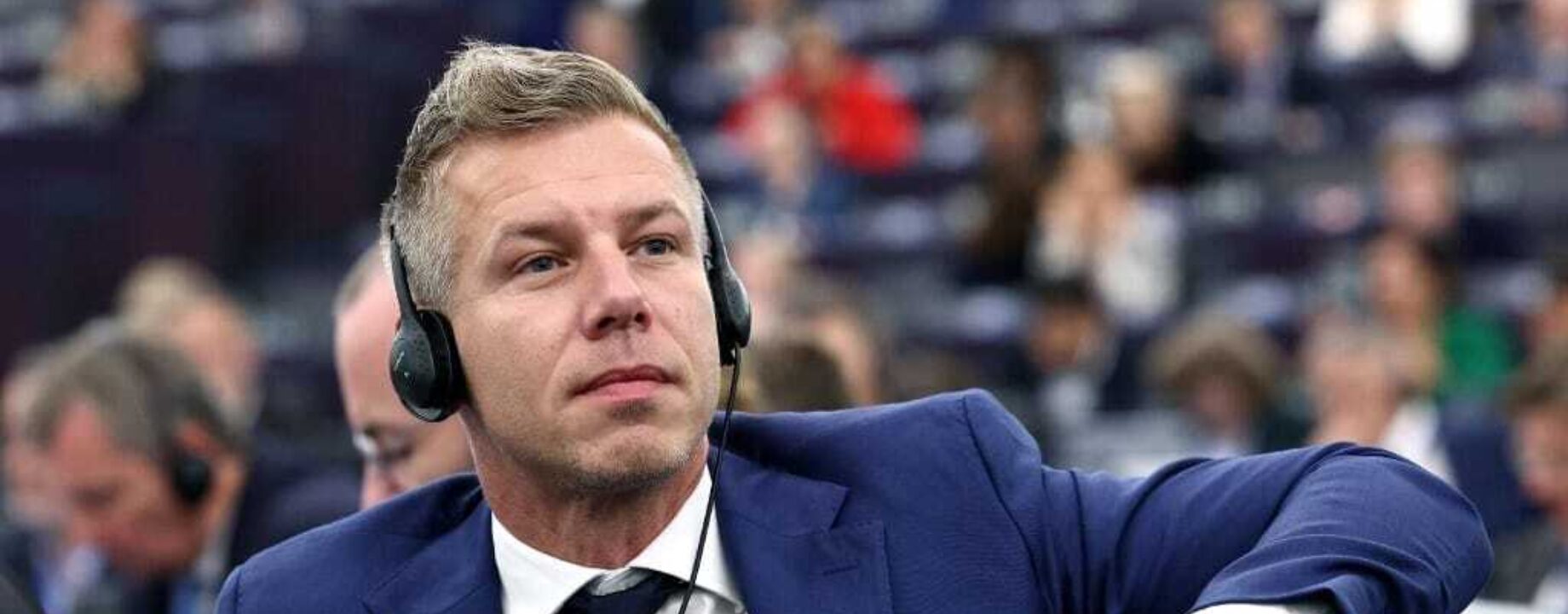 313738ae 297d 4bba 9efd 33520428481e