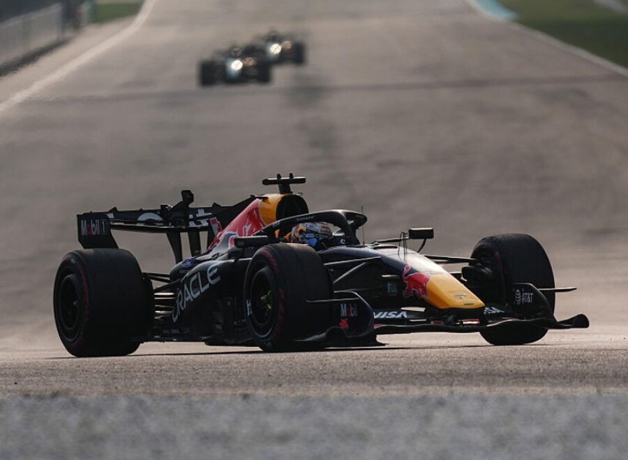 Max verstappen uralta a palyat sepangban foto getty images