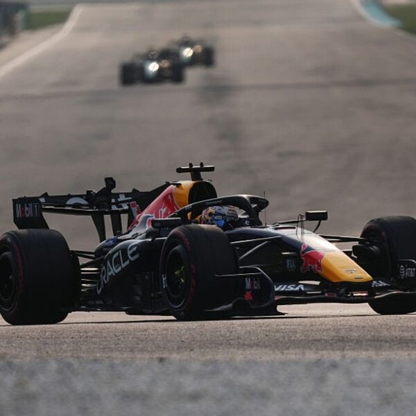 Max verstappen uralta a palyat sepangban foto getty images