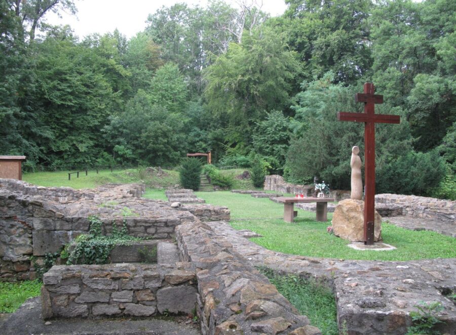 Budaszentlőrinci pálos kolostorrom