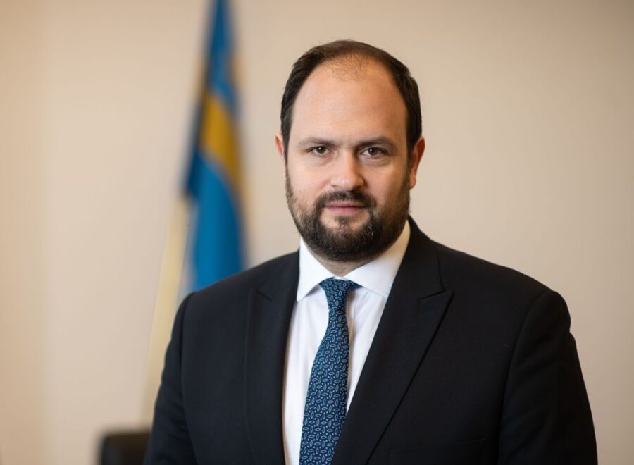 Ca808211d3bd419a966dbb6596f4448c 1