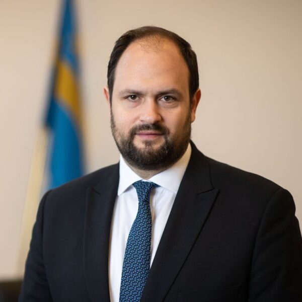 Ca808211d3bd419a966dbb6596f4448c 1