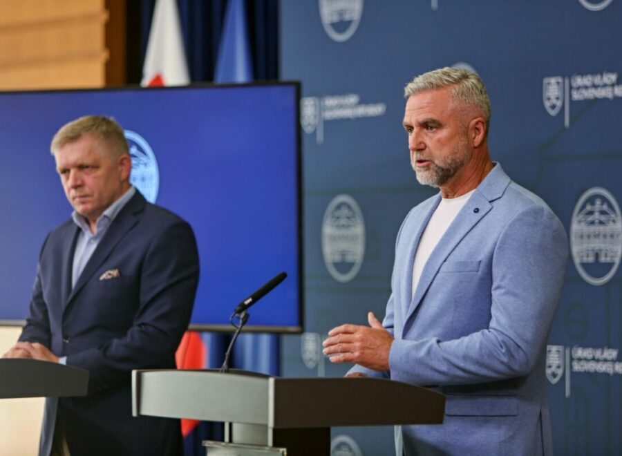 Premier robert fico a podpredseda parlamentu tibor gaspar scaled 1 1200x800