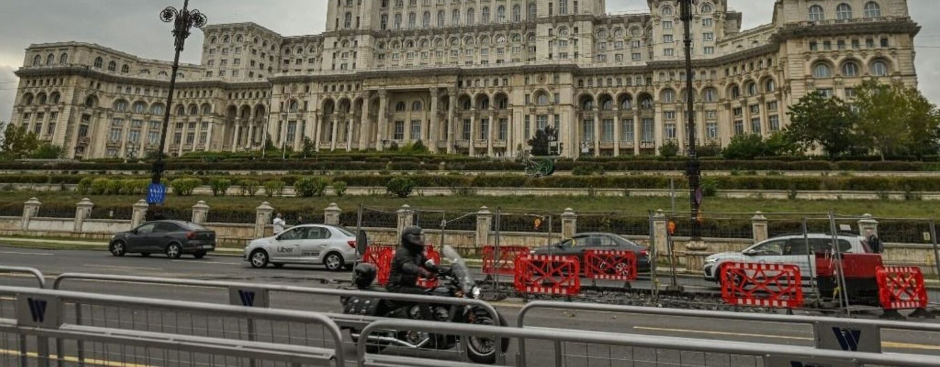 27d11c23d45644fa8269e725c3d3e46d