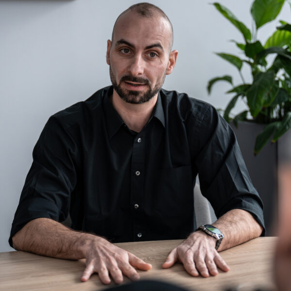 68870099 062026706b7f95a9f3748923452c254c x