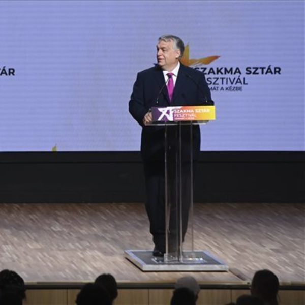 Orbán V Iktor Szakma Sztár