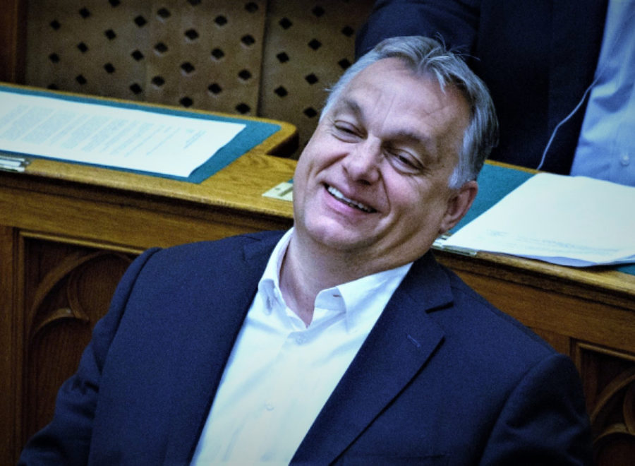 Orban Viktor rohog parlament focuspointscale w800 h450 fx0 fy0