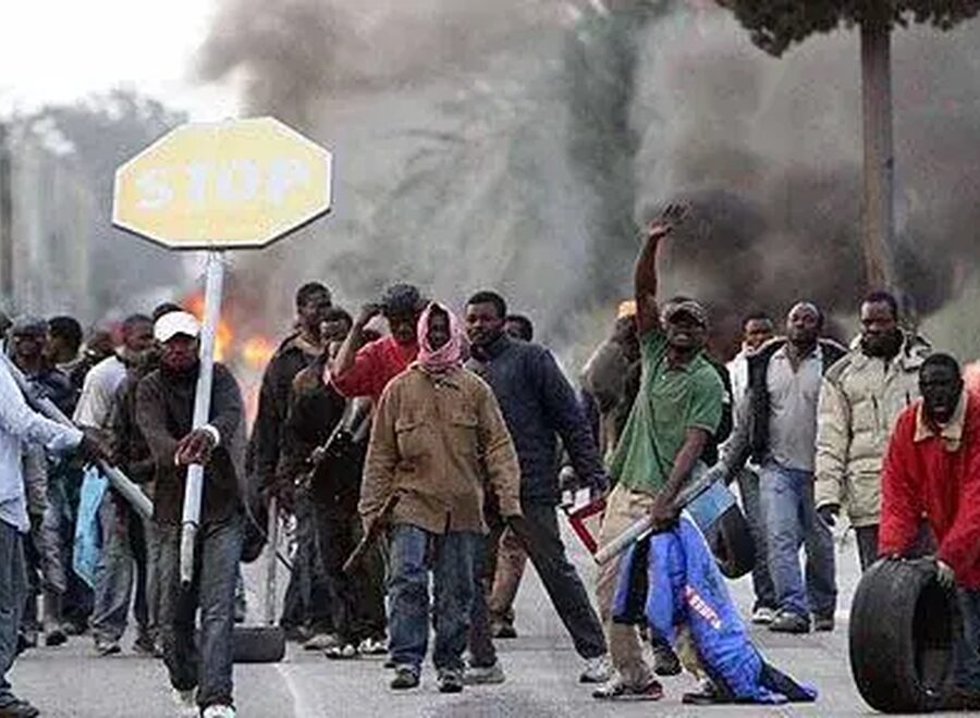 Rosarno Riot2 1556138c