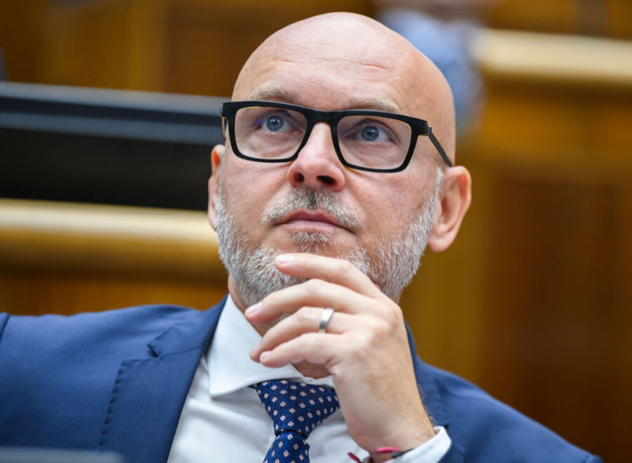 Grohling nestandard1